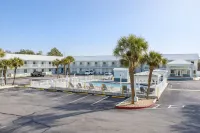 Destin Inn & Suites - Swimmingpools