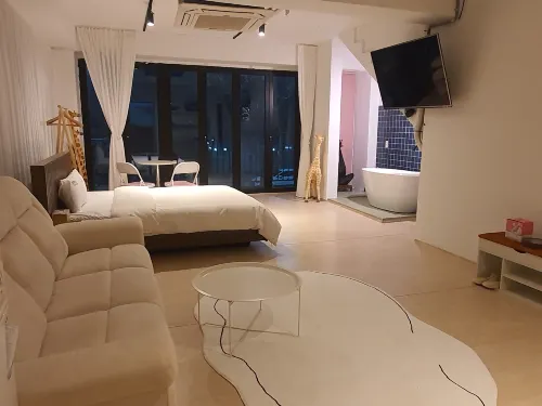 Mokpo Nuri Pension - เพนชั่น