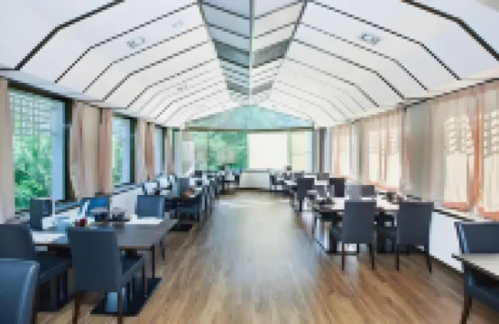 อิซุ อิปเปกิ เลค เลคไซด์ เทอเรซ