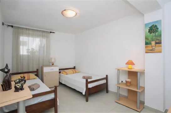 Guest House Mara