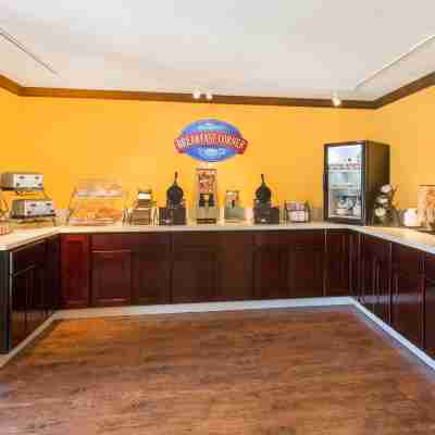 Baymont by Wyndham Modesto Salida Dining/Meeting Rooms