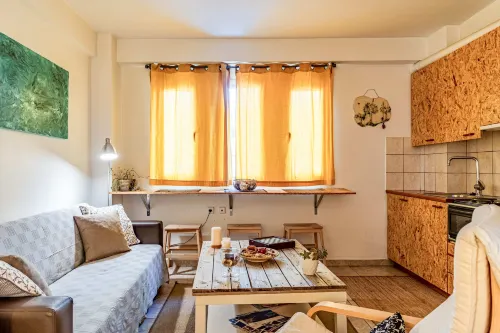 Charming Downtown Retreat with Parking Spot - 2-Star