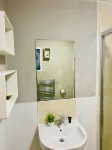 Casa de Centro en-Suite Room Netflix, Fast WiFi & Free Parking