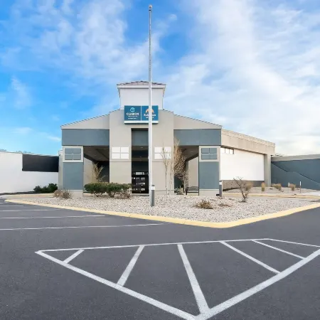 Suburban Studios, Kearney