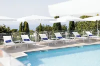 Hotel Bussola - Sea View