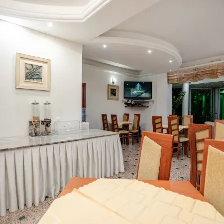 Villa Maki