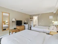 Canadas Best Value Desert Inn & Suites Hotels in Cache Creek