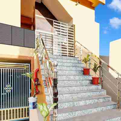 Classic With Balconyvizianagaram Hotel Exterior