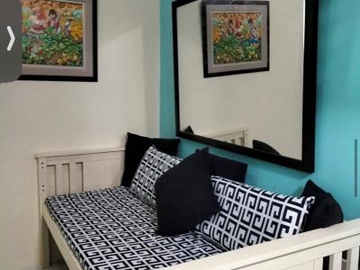 Charming Condo With Private Pool in Las Piñas, Philippines