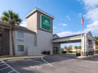 Wingate by Wyndham Myrtle Beach at Outlets キャロライナ・フォレストのホテル