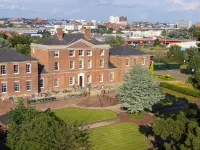 DoubleTree by Hilton Stoke on Trent Hotels near Staffordshire University