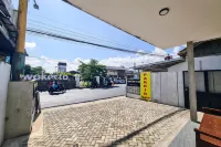 RedDoorz near Stasiun Purwokerto 2