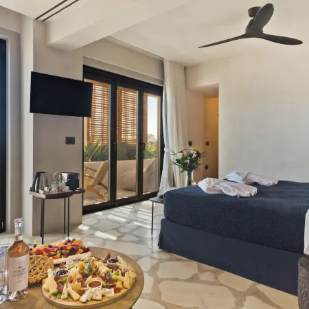 Almi Luxury Rooms