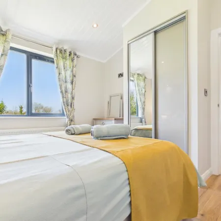 Swanlake Lodge - 3 Bedroom Lodge - Penally