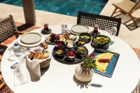 Palm Alaçatı Boutique Hotel - bar