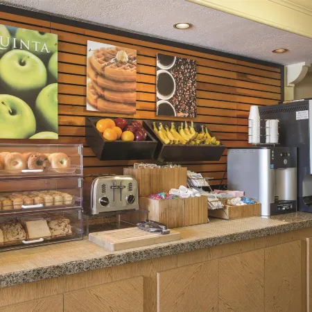 La Quinta Inn by Wyndham San Diego Chula Vista