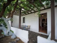 Anna Traditional Apartments