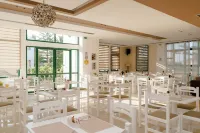 โรงแรมออสการ์ - ที่มีสระว่ายน้ำ