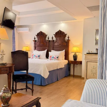Le Convivial Luxury Suites & Spa