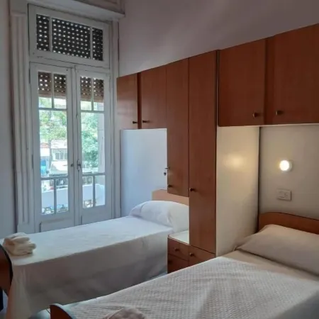 Pin-up hostel