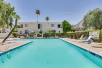 Unwind Poolside, Walk to El Paseo: Desert Oasis! - Condos