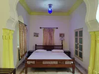 Palkiya Haveli - Heritage Hotel - Parkering