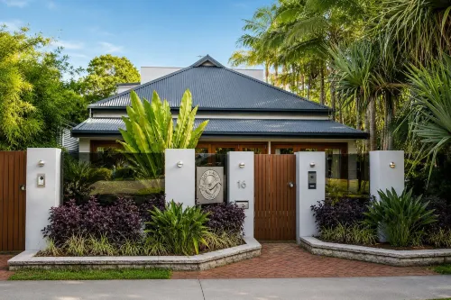Bayhaven Lodge - Homestays