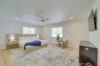 บ้าน Tulsa ที่มีการตกแต่งดี w/ Fire Pit & Patio! - โฮมสเตย์