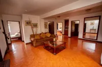 Hotel Rivera Plaza - Cho phép mang theo thú cưng