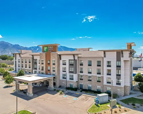 Holiday Inn Express & Suites SALT LAKE CITY SOUTH - MURRAY by IHG Hotels in Murray