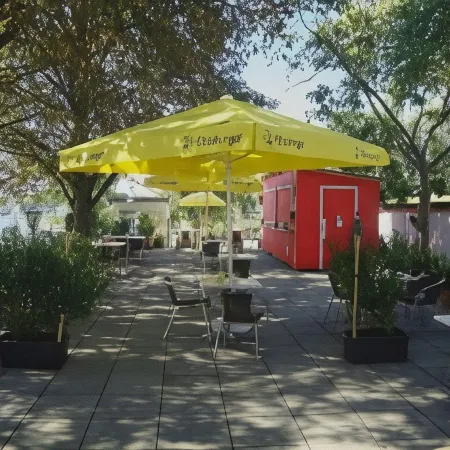 Lenas Donau Hotel Отели рядом с достопримечательностью «Озеро Кайзервассер»