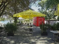 Lenas Donau Hotel - Beach