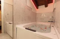 BolognaRoomscom - Villa Bottrigari - Hot Tub