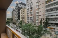 StayHome Oscar Itaim - Premium Balcony - 3-Star
