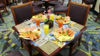 Holiday Inn Express & Suites TOLUCA ZONA AEROPUERTO by IHG - พร้อมอาหารเช้า