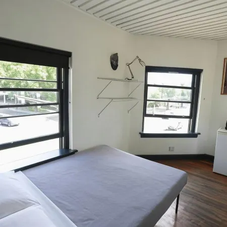 Ocean Island Inn | Backpackers | Suites