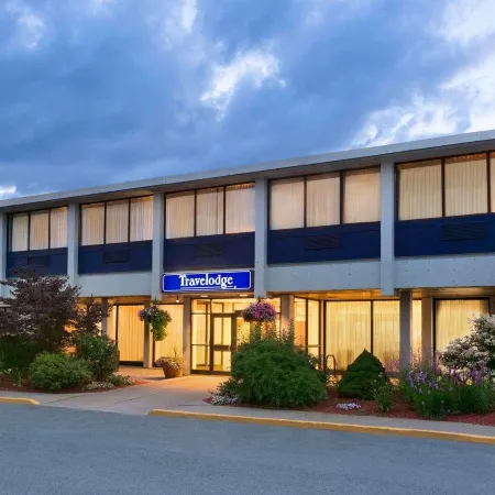 Travelodge by Wyndham Sydney