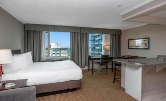 Campus Tower Suite Hotel
