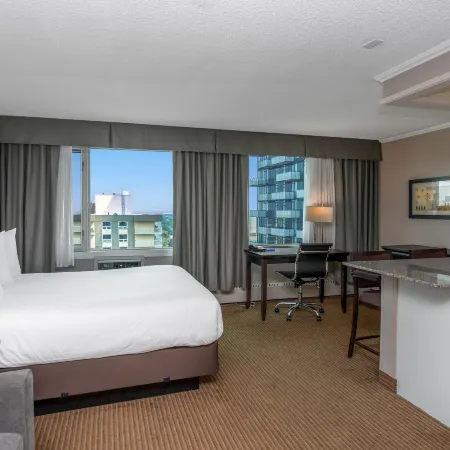Campus Tower Suite Hotel