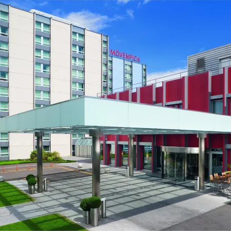 Mövenpick Hotel Zürich Airport