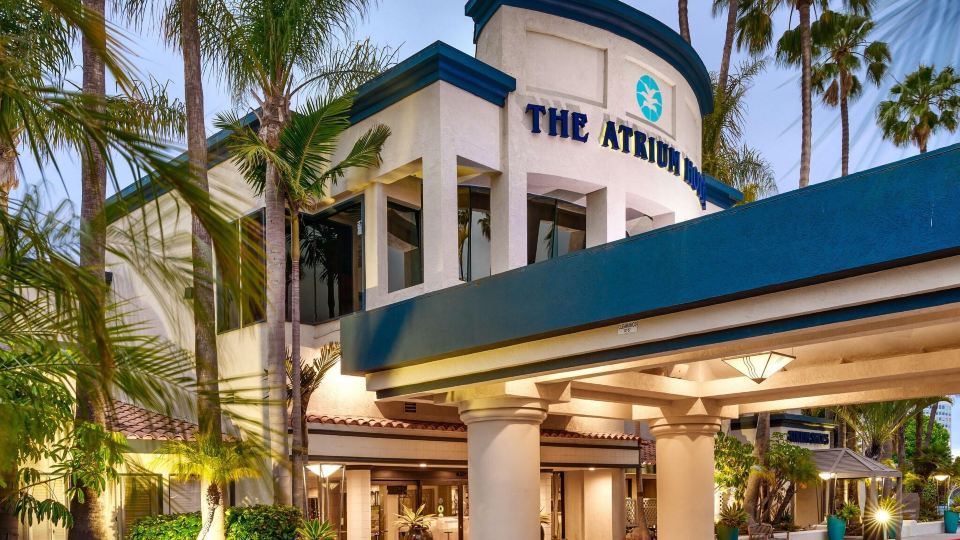 Atrium Hotel Orange County