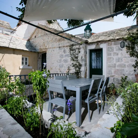 Divota Apartment Hotel