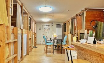 Edo Tokyo Hostel