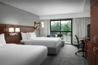 Courtyard by Marriott Hattiesburg - parking