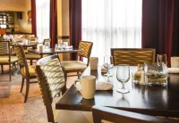 DoubleTree by Hilton Charlotte Airport - فطور