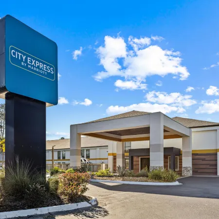 City Express by Marriott Yulee