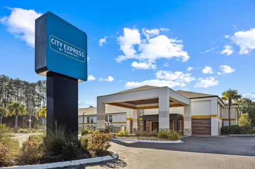 City Express by Marriott Yulee - Parkplatz