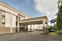 Hampton Inn Cincinnati-Kings Island - Pet friendly