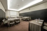 Hotel Trópico - business