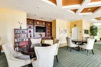 Resort Condo ~ 1 Mi to Boynton Beach Access! - balcony